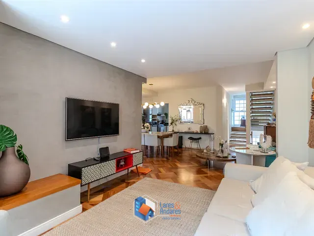Casa com 267m² 5 quartos e 5 banheiros, à venda, no bairro Jardim Prudência em São Paulo