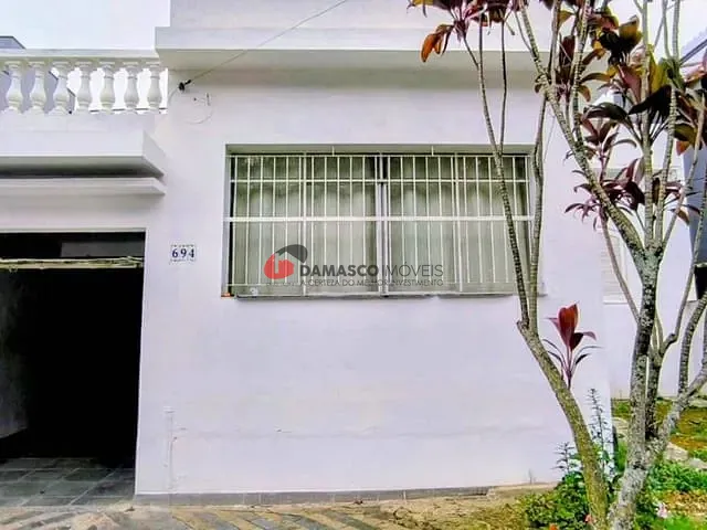 Casa com 170m² 2 quartos e 3 banheiros, à venda, no bairro Olímpico em São Caetano do Sul