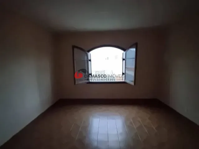Casa 1 quarto e 1 banheiro, para alugar, no bairro Olímpico em São Caetano do Sul