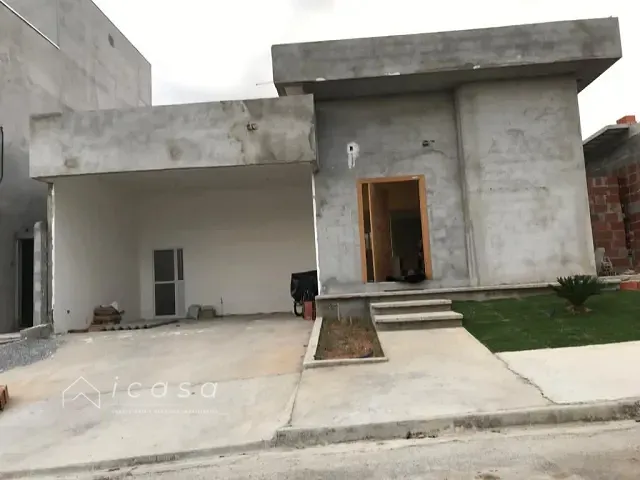 Casa com 300m² 2 quartos e 3 banheiros, à venda, no bairro Condomínio Terras do Vale em Caçapava