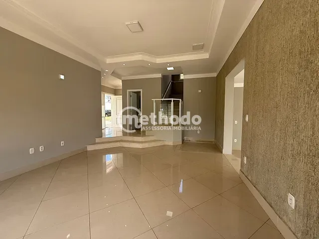 Casa com 435m² 3 quartos e 4 banheiros, à venda ou para alugar, no bairro Vila Marieta em Campinas