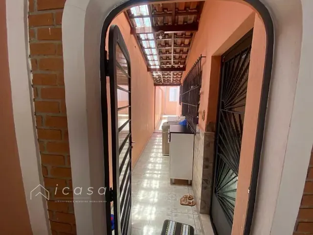 Casa com 250m² 4 quartos e 3 banheiros, à venda, no bairro Bosque dos Eucaliptos em São José dos Campos