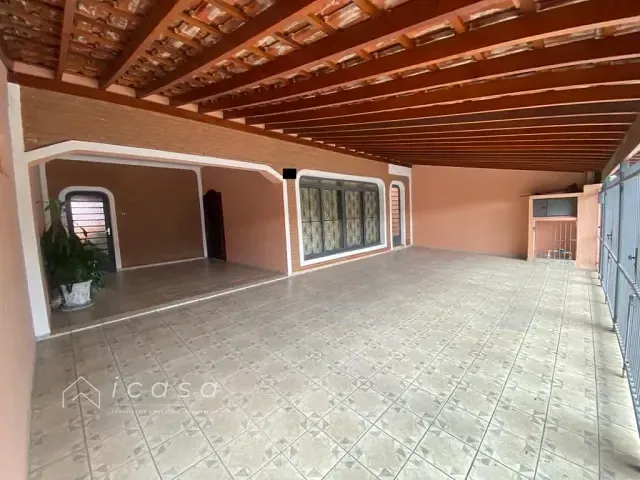 Casa com 250m² 4 quartos e 3 banheiros, à venda, no bairro Bosque dos Eucaliptos em São José dos Campos