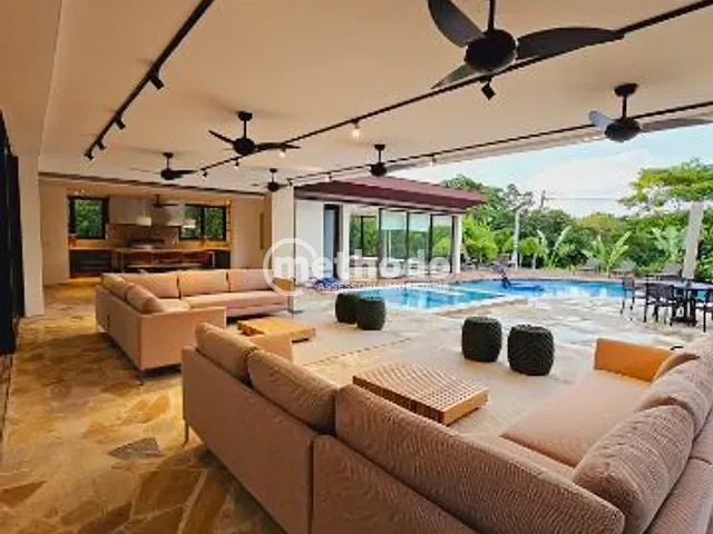 Casa com 2375m² 6 quartos e 8 banheiros, à venda, no bairro Condomínio Terras de São José em Itu