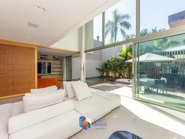 Casa com 200m² 3 quartos e 5 banheiros, à venda, no bairro Alto da Boa Vista em São Paulo