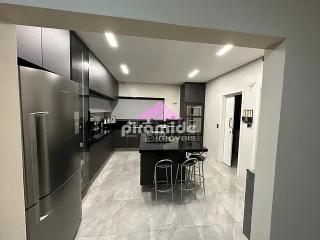Casa com 420m² 5 quartos e 7 banheiros, à venda, no bairro Urbanova em São José dos Campos