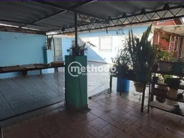 Casa com 195m² 4 quartos e 2 banheiros, à venda, no bairro Vila Campos Sales em Campinas