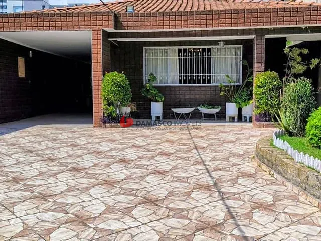 Casa 3 quartos e 4 banheiros, à venda, no bairro Santa Paula em São Caetano do Sul