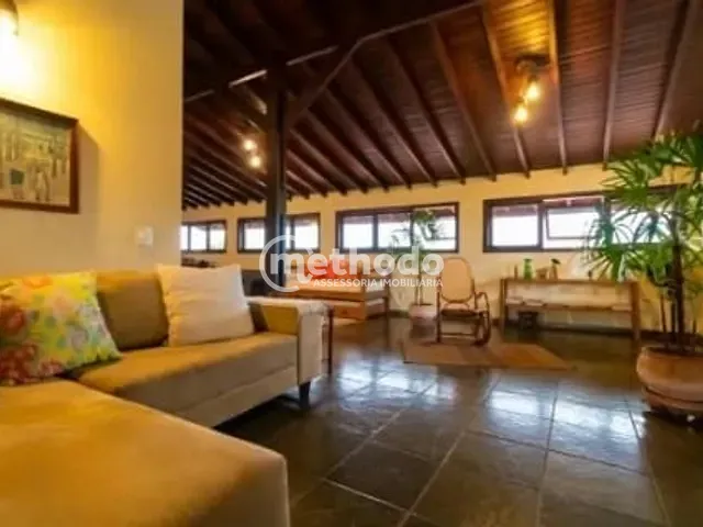 Casa com 590m² 4 quartos e 7 banheiros, à venda, no bairro Vila Brandina em Campinas