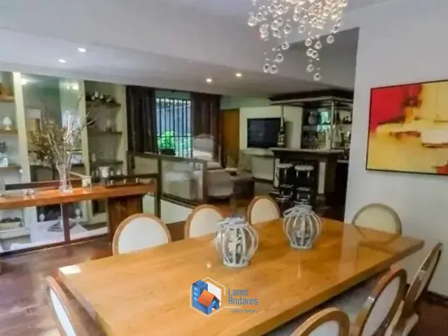 Casa com 360m² 4 quartos e 5 banheiros, à venda, no bairro Vila Mariana em São Paulo