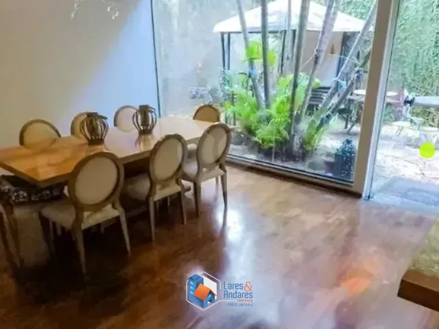 Casa com 360m² 4 quartos e 5 banheiros, à venda, no bairro Vila Mariana em São Paulo