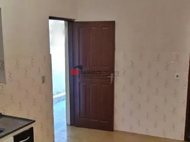 Casa 3 quartos e 2 banheiros, à venda, no bairro Ferrazópolis em São Bernardo do Campo