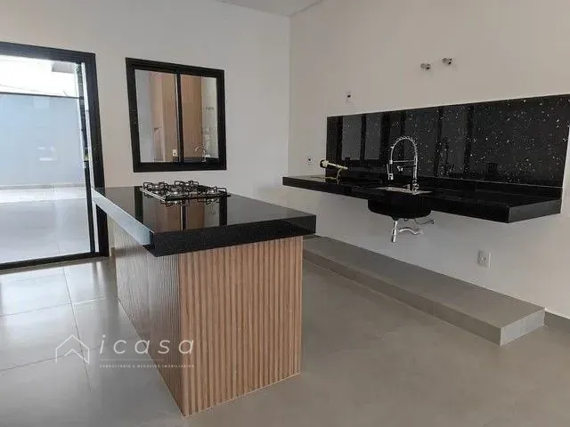 Casa com 250m² 3 quartos e 2 banheiros, à venda, no bairro Residencial Dalla Rosa em Taubaté