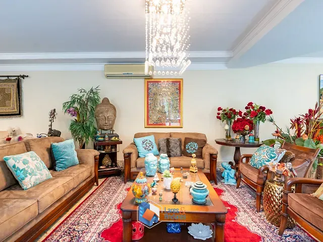 Casa com 381m² 4 quartos e 5 banheiros, à venda, no bairro Jardim Vitória Régia em São Paulo