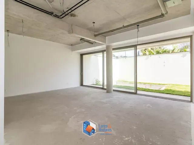 Casa com 584m² 4 quartos e 5 banheiros, à venda, no bairro Alto de Pinheiros em São Paulo