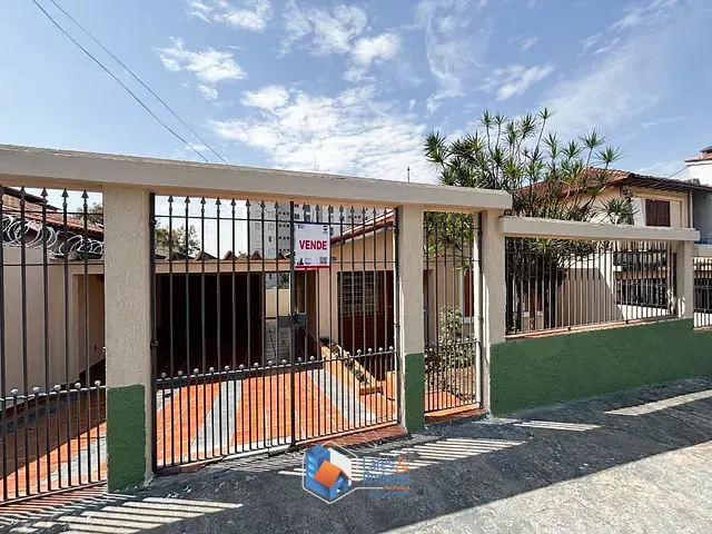 Casa com 252m² 3 quartos e 2 banheiros, à venda, no bairro Vila Marari em São Paulo