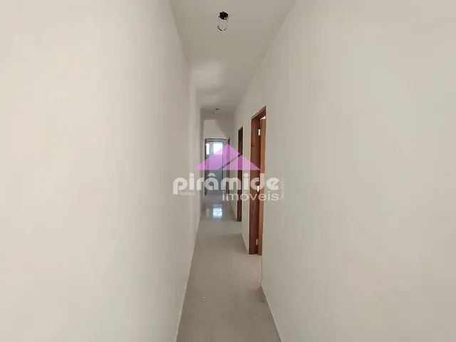 Casa com 140m² 3 quartos e 2 banheiros, à venda, no bairro Jardim São Leopoldo em São José dos Campos