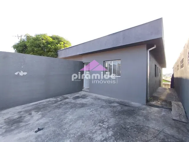 Casa com 140m² 3 quartos e 2 banheiros, à venda, no bairro Jardim São Leopoldo em São José dos Campos