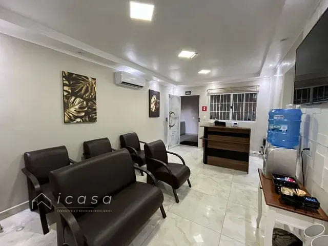 Casa com 270m² 4 quartos e 4 banheiros, à venda, no bairro Jardim São José em Caçapava