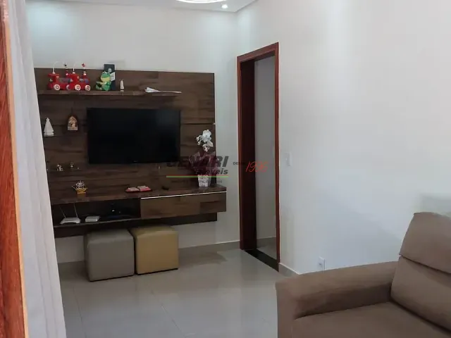 Casa com 150m² 4 quartos e 3 banheiros, à venda, no bairro Vila Florença em Indaiatuba
