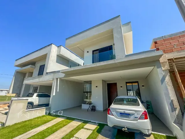 Casa com 212m² 3 quartos e 2 banheiros, à venda, no bairro Jardim Jacinto em Jacareí