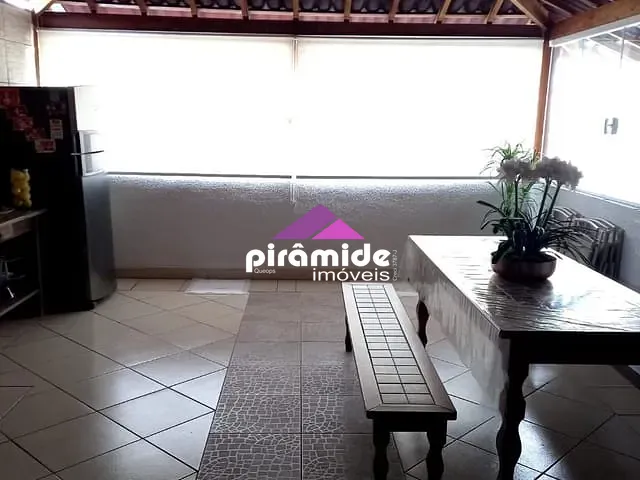 Casa com 153m² 3 quartos e 3 banheiros, à venda, no bairro Bosque dos Eucaliptos em São José dos Campos