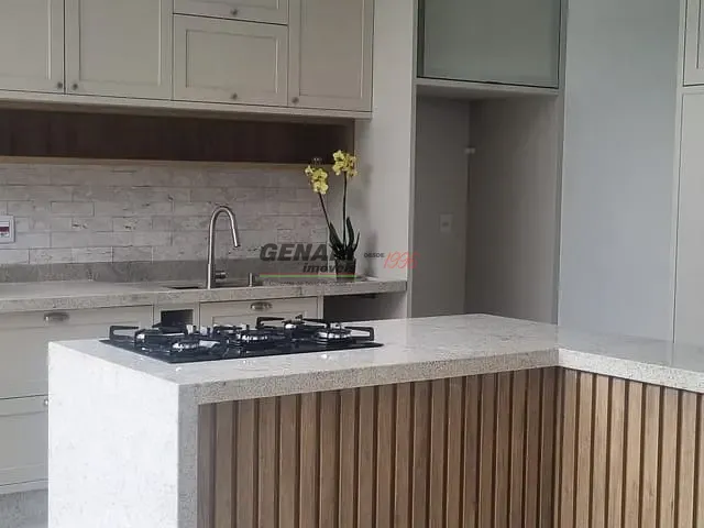 Casa com 300m² 3 quartos e 5 banheiros, à venda, no bairro Residencial London Park em Indaiatuba