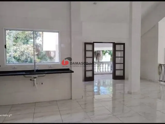 Casa 3 quartos e 5 banheiros, à venda, no bairro Finco em São Bernardo do Campo