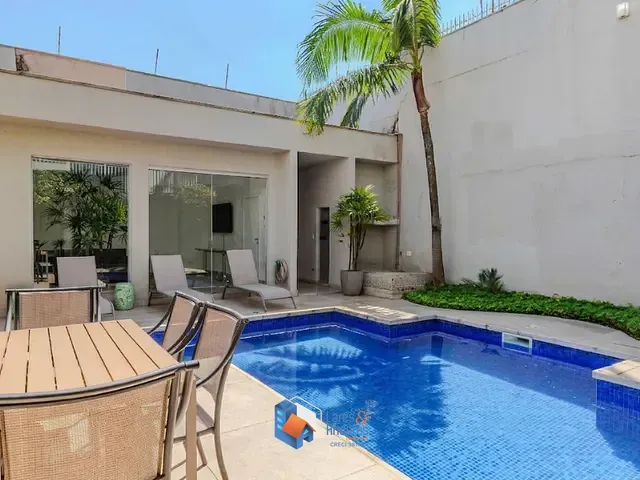 Casa com 350m² 3 quartos e 4 banheiros, à venda, no bairro Pacaembu em São Paulo