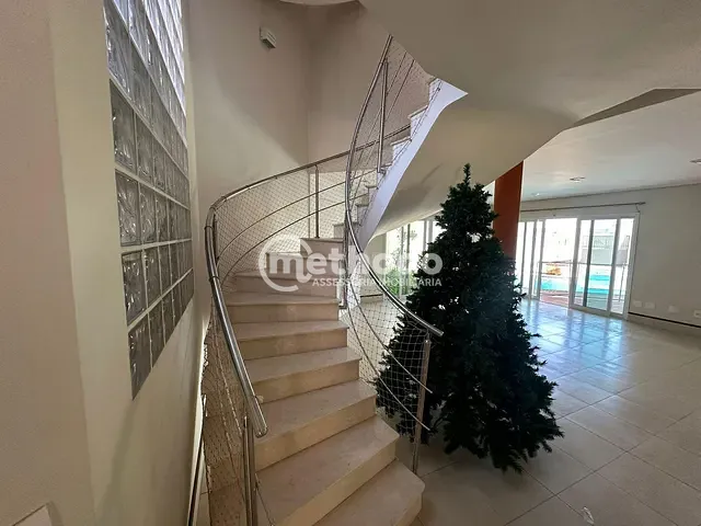 Casa com 428m² 4 quartos e 5 banheiros, à venda ou para alugar, no bairro Jardim Quarto Centenário em Campinas