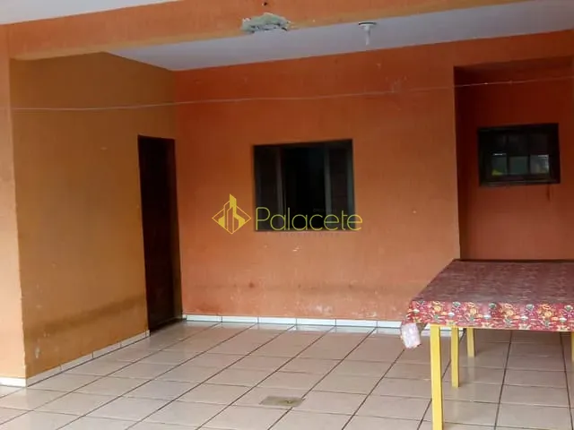Casa com 264m² 3 quartos e 2 banheiros, à venda, no bairro Mantiqueira em Pindamonhangaba