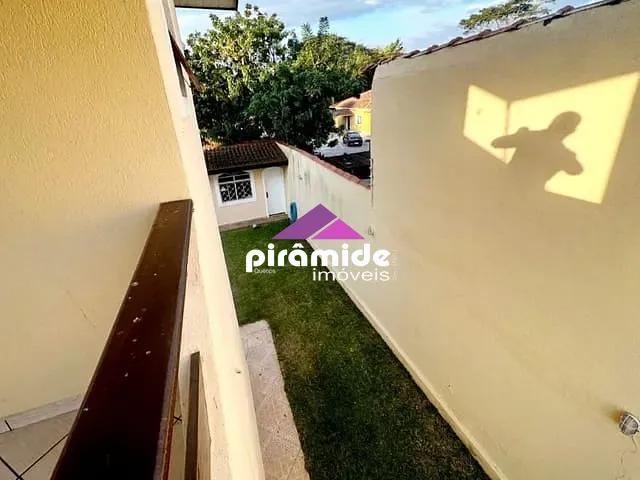 Casa com 520m² 4 quartos e 4 banheiros, à venda, no bairro Eugênio de Mello em São José dos Campos