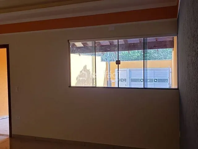 Casa com 371m² 3 quartos e 2 banheiros, à venda, no bairro Vila Marli em Campo Grande