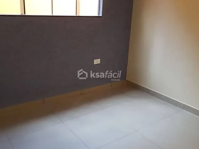 Casa com 371m² 3 quartos e 2 banheiros, à venda, no bairro Vila Marli em Campo Grande