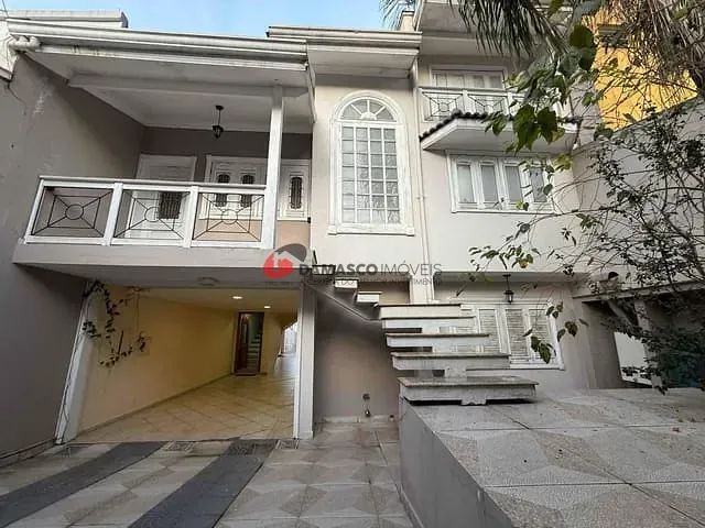 Casa com 500m² 4 quartos e 8 banheiros, à venda, no bairro Vila Guiomar em Santo André