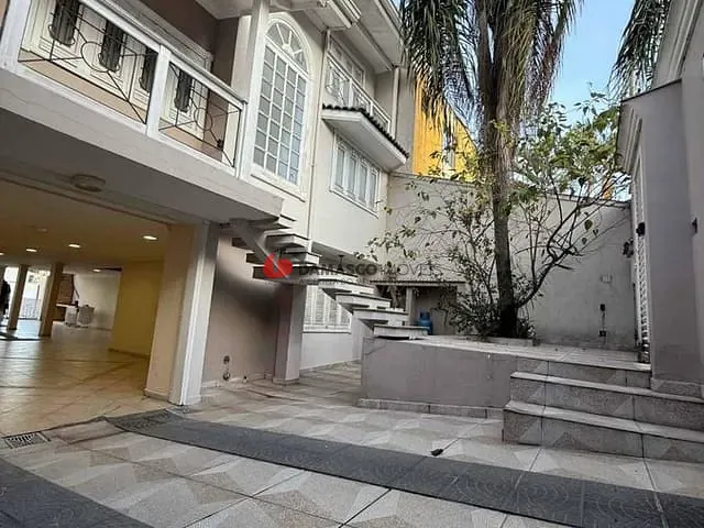Casa com 500m² 4 quartos e 8 banheiros, à venda, no bairro Vila Guiomar em Santo André