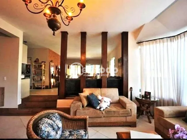 Casa com 417m² 6 quartos e 5 banheiros, à venda, no bairro Vila Brandina em Campinas