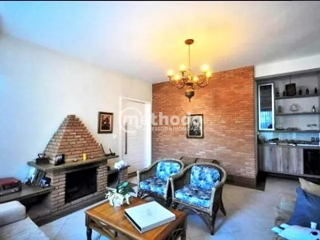 Casa com 417m² 6 quartos e 5 banheiros, à venda, no bairro Vila Brandina em Campinas