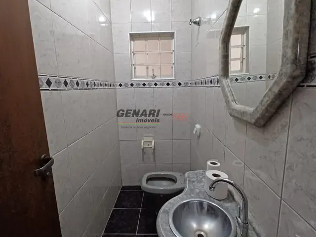 Casa com 250m² 4 quartos e 4 banheiros, para alugar, no bairro Jardim Dom Bosco em Indaiatuba