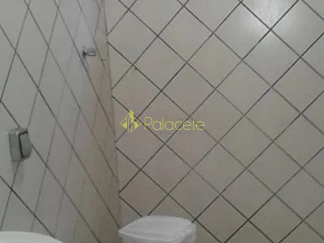 Casa com 125m² 3 quartos e 3 banheiros, à venda, no bairro Conjunto Residencial Araretama em Pindamonhangaba