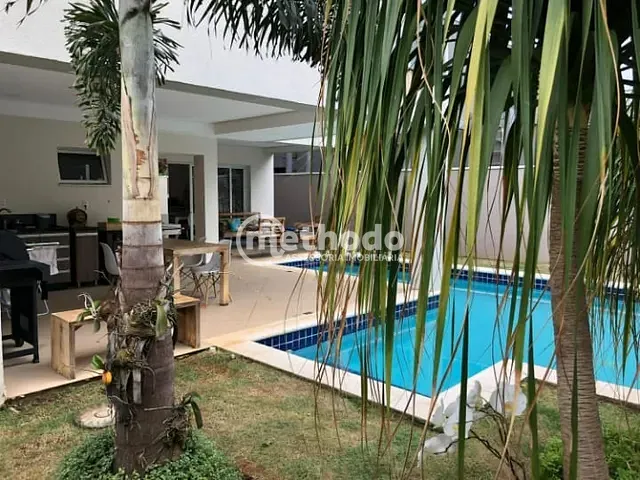 Casa com 428m² 4 quartos e 5 banheiros, à venda, no bairro Vila dos Plátanos em Campinas