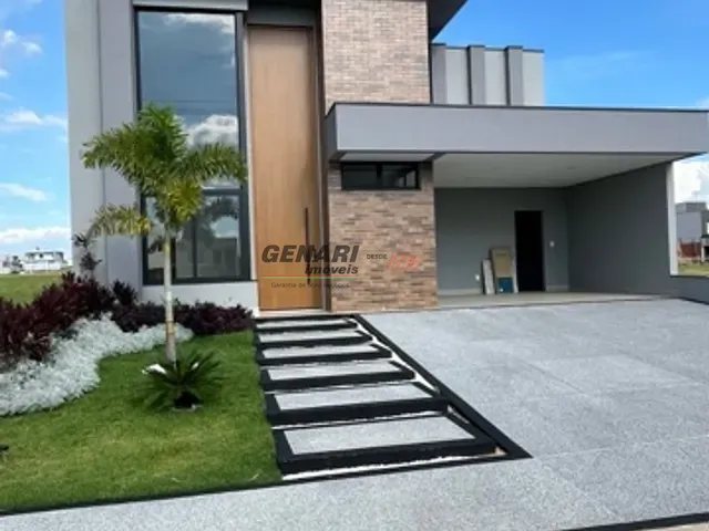 Casa com 300m² 3 quartos e 5 banheiros, à venda, no bairro Jardim Residencial Dona Maria Candida em Indaiatuba