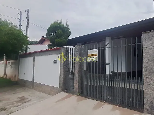 Casa com 250m² 4 quartos e 3 banheiros, à venda, no bairro Loteamento Residencial Andrade em Pindamonhangaba