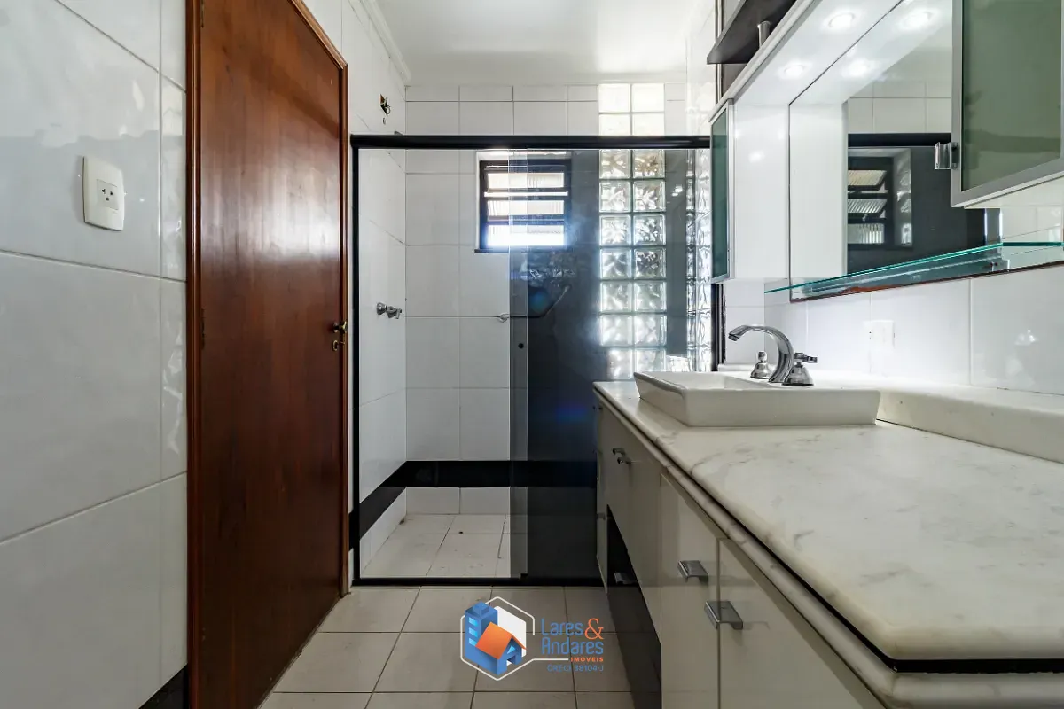 Casa, 4 quartos, 349 m² - Foto 31