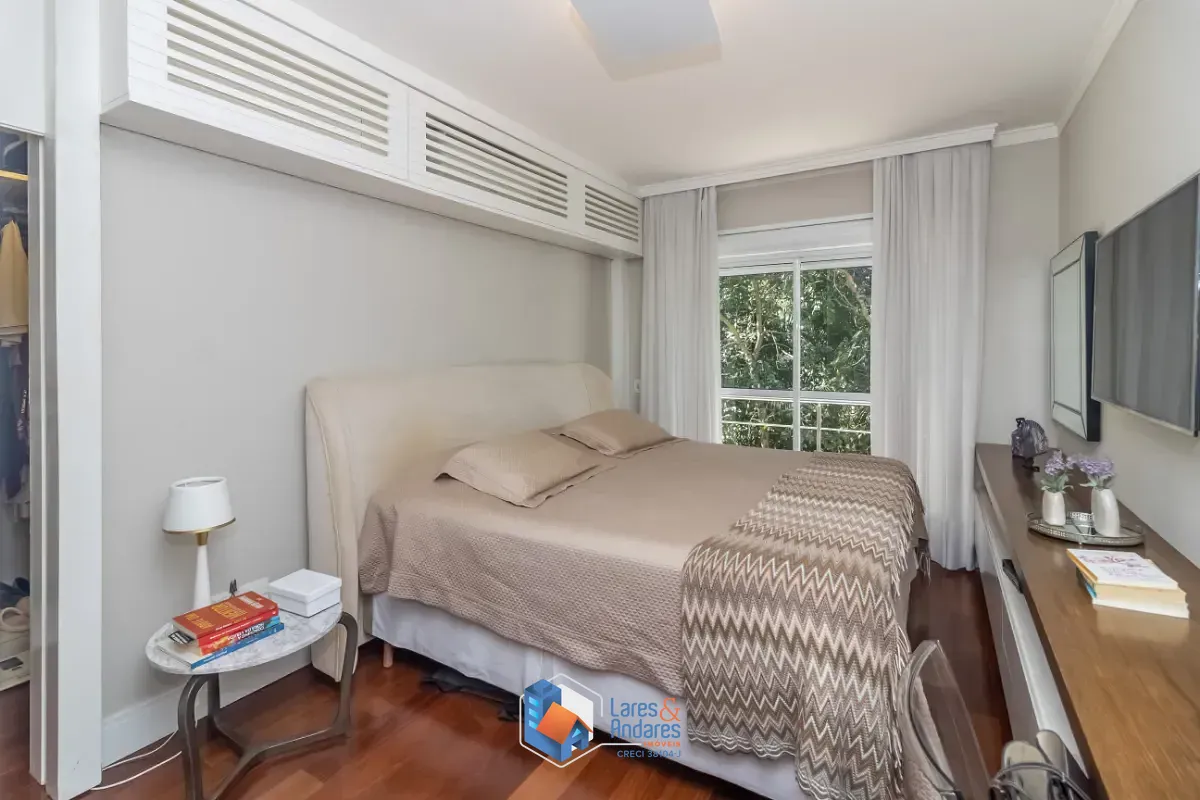 Casa, 4 quartos, 313 m² - Foto 40