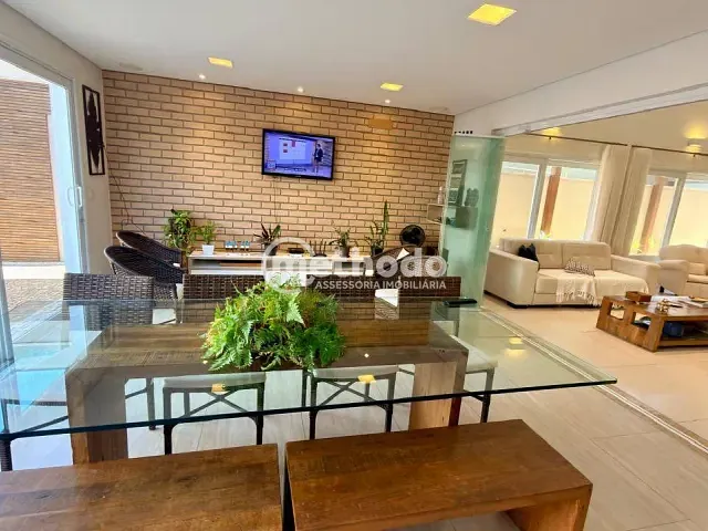 Casa com 360m² 3 quartos e 6 banheiros, à venda, no bairro Vila dos Plátanos em Campinas