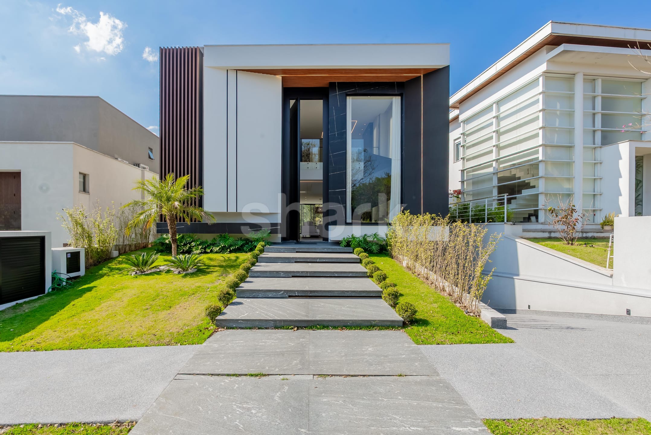 Casa em Tamboré — foto 1