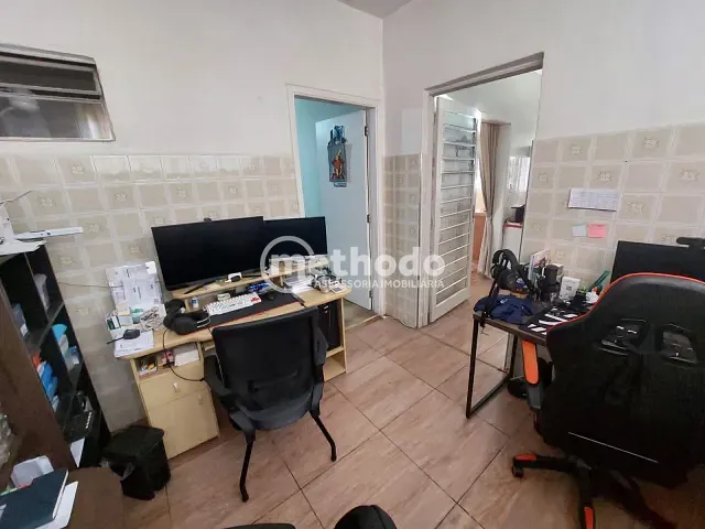 Casa 2 quartos e 2 banheiros, à venda, no bairro Parque da Figueira em Campinas