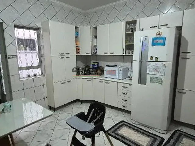 Casa com 250m² 3 quartos e 3 banheiros, à venda, no bairro Jardim Regina em Indaiatuba