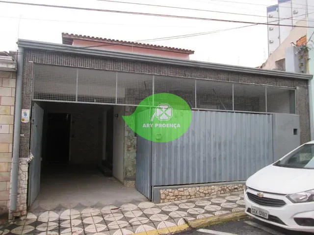 Casa com 320m², para alugar, no bairro Centro em Sorocaba